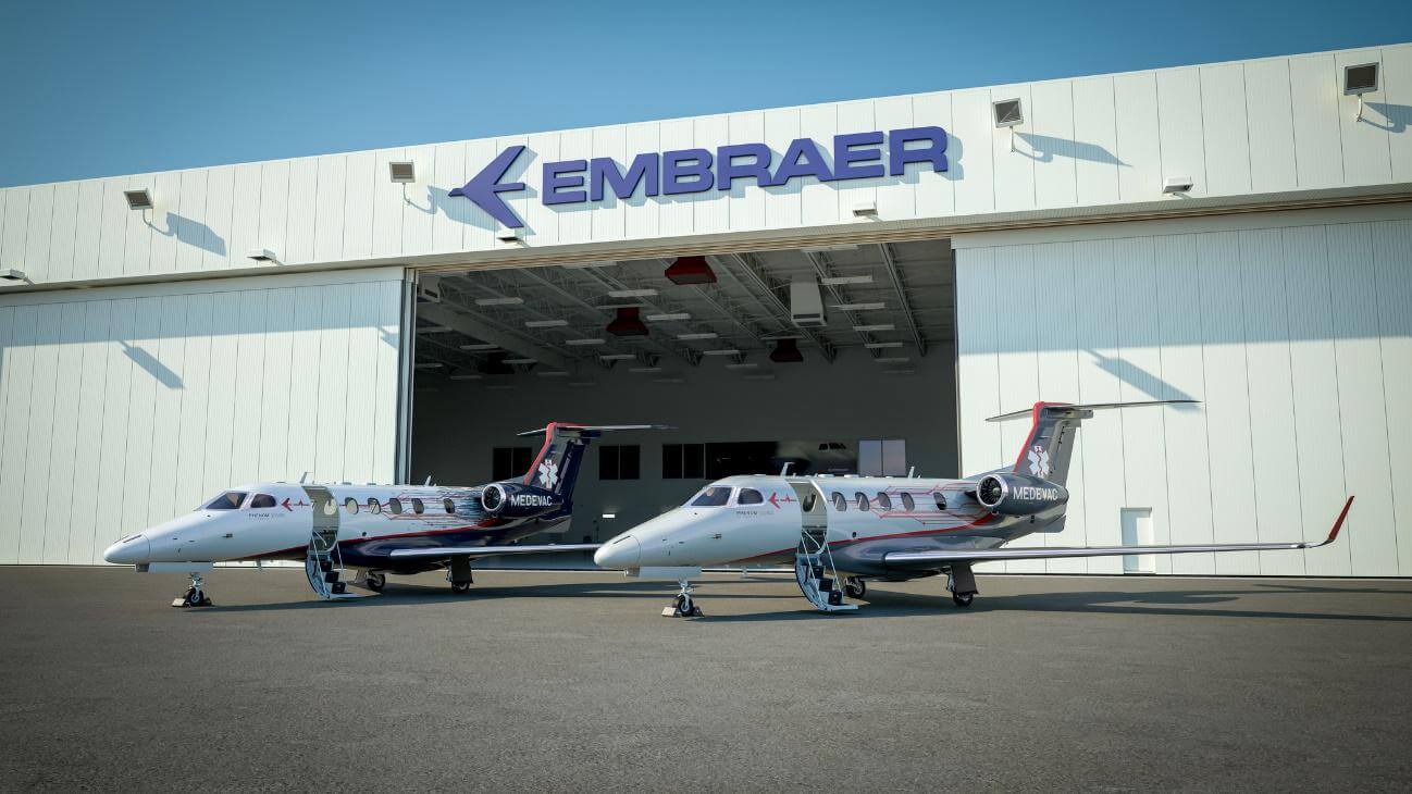 Embraer and GrandView Aviation sign contract.