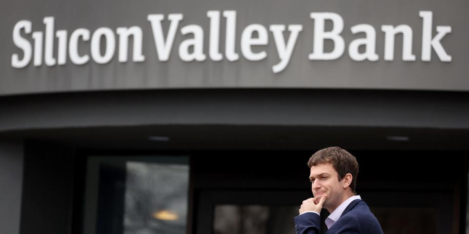 Is Silicon Valley Bank poised to Crash?