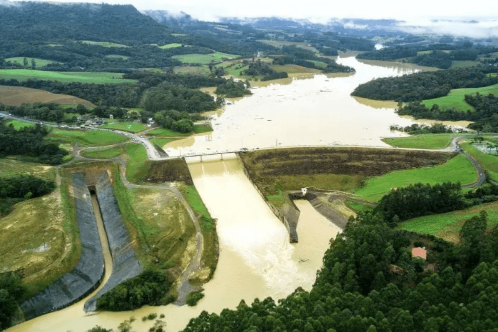 Barragem Sul
