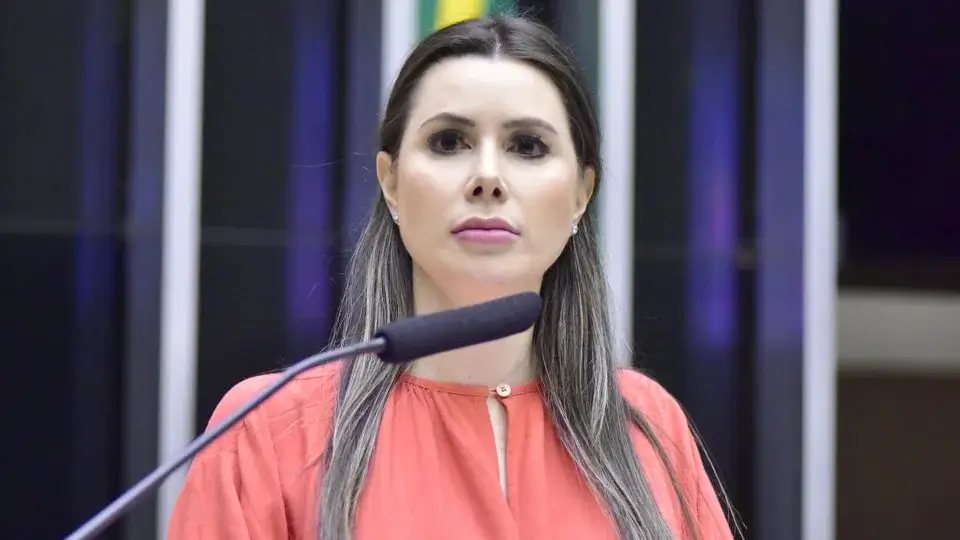 Caroline De Toni Na CCJ Jpg