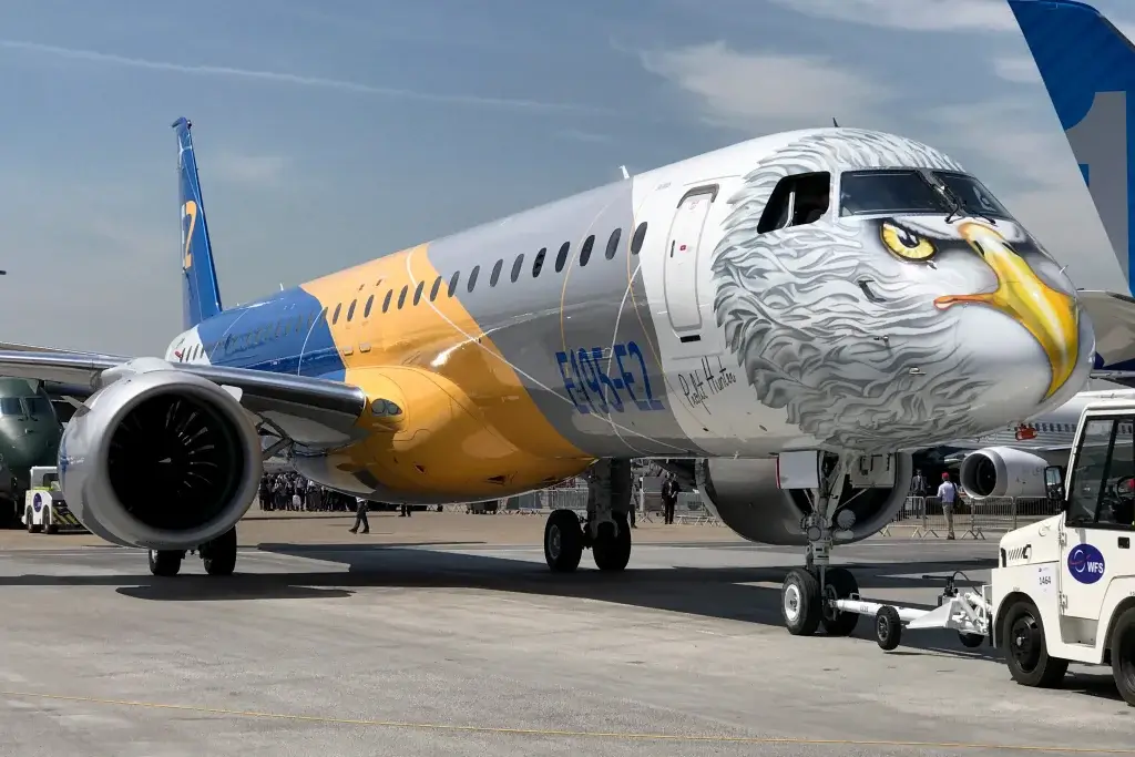 Embraer E195 E2 1