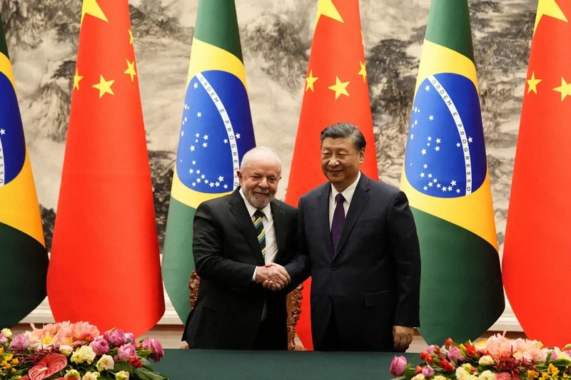 Lula In China