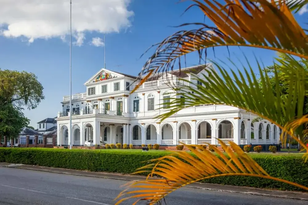 Suriname’s Oil Boom: A Golden Opportunity to Shine as a Global Business Hub.